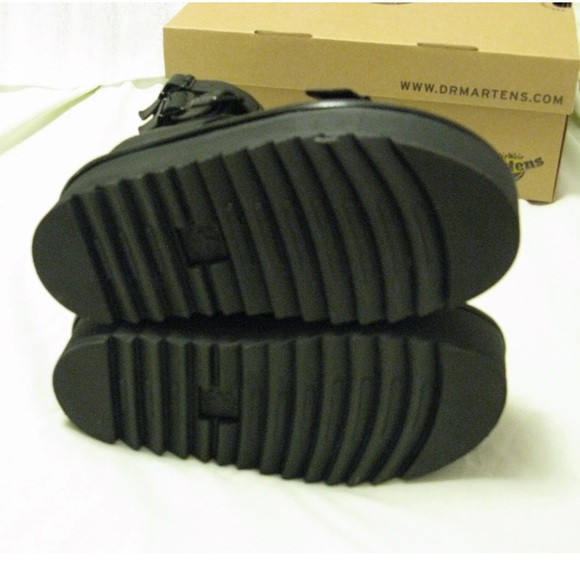 Dr. Doc Martens 'Giavanna' Platform Sandals Black Leather US Sz 6 Authentic NIB - Picture 6 of 6